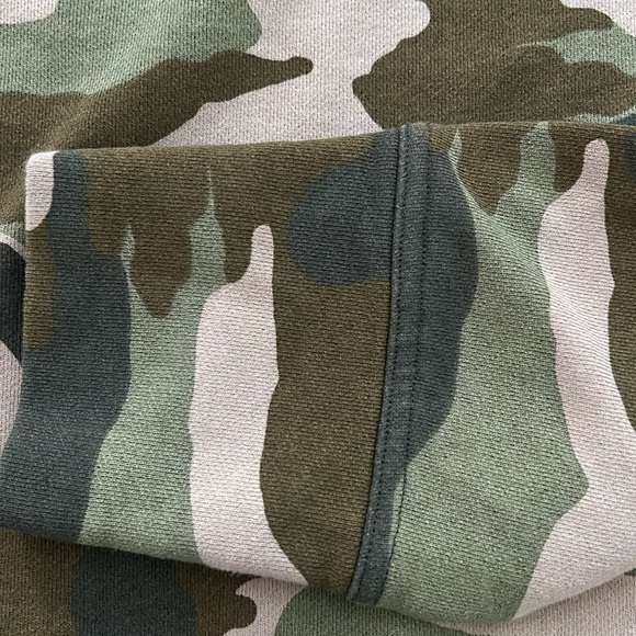 Madewell camouflage sweatshirt medium - Picture 3 of 4